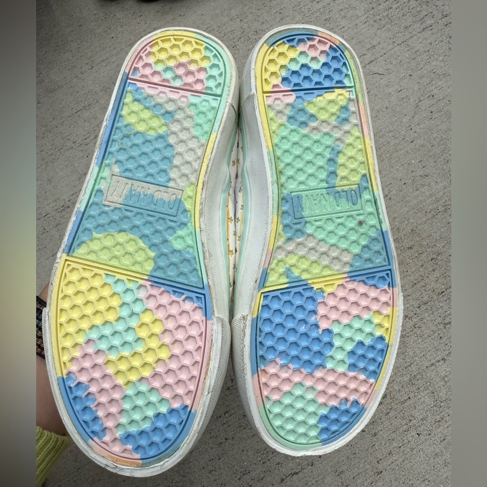 Old Navy White Sneakers Slip-On Canvas - Picture 5 of 6